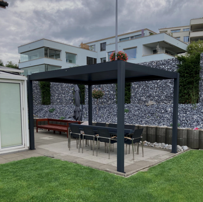 Attenzione: non costruire una pergola senza permesso di costruzione!