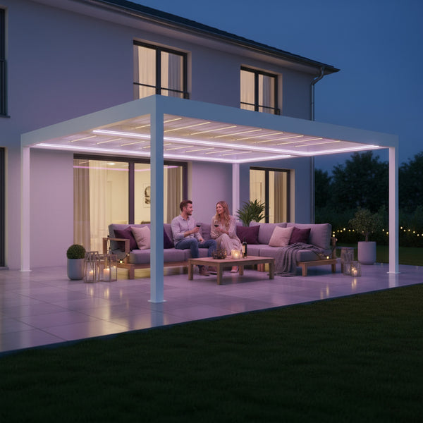 SkyPergola SkyGrand Master Aluminium-Pergola 5x7m Weiß mit RGB-Beleuchtung, Terrasse am Abend