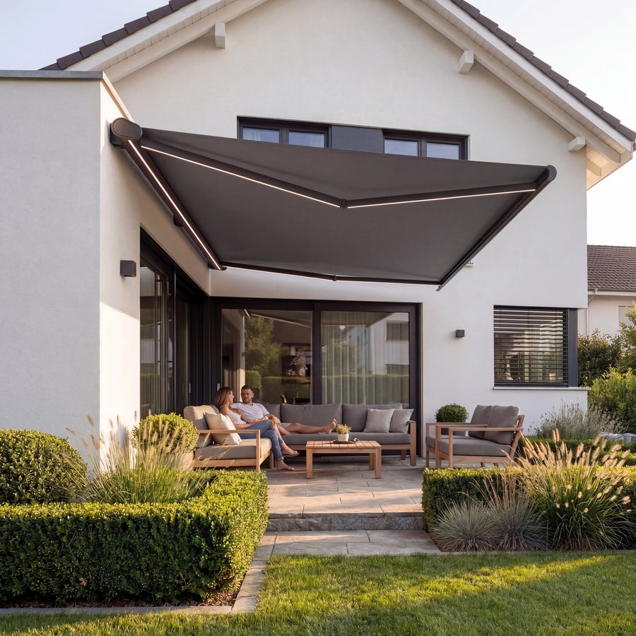 SkyShade Sonnenstoren mit integriertem LED